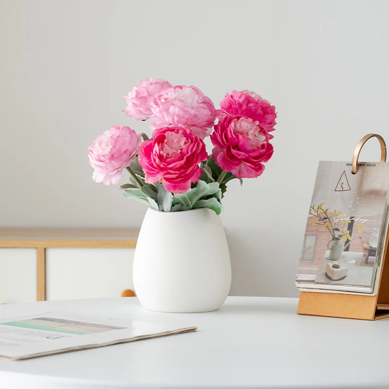 Elegant White Ceramic Vase - Modern Home Decor for Flower Arrangements