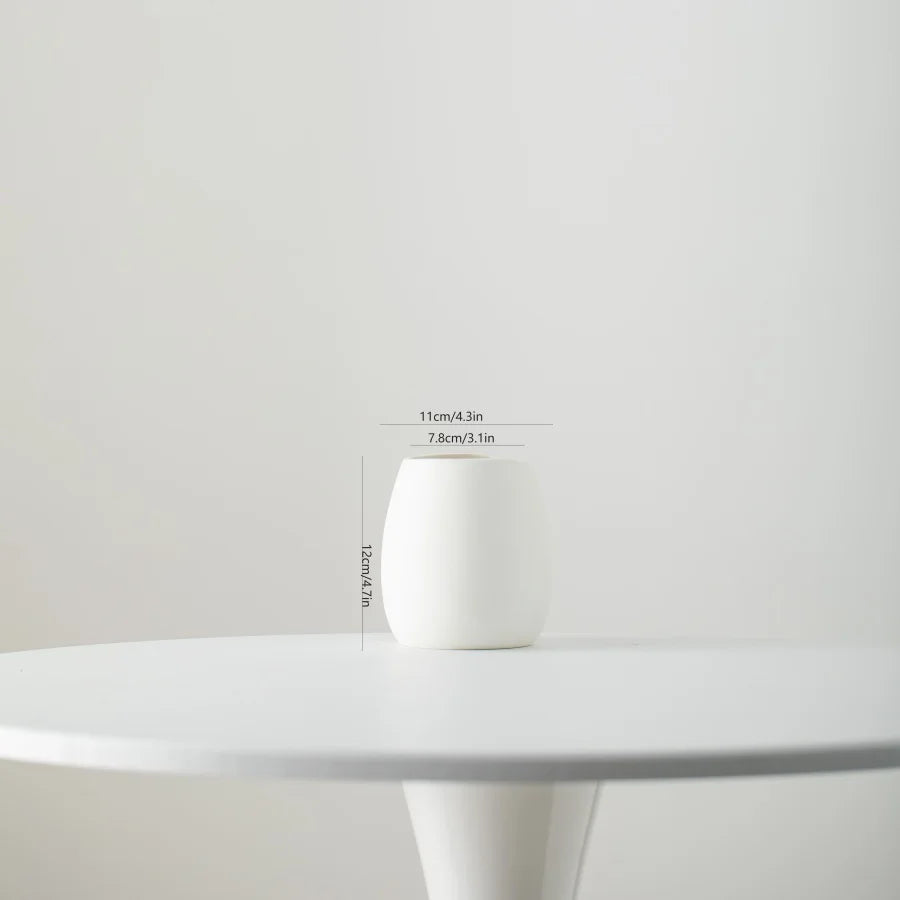 Elegant White Ceramic Vase - Modern Home Decor for Flower Arrangements