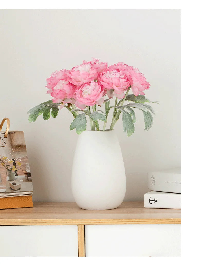 Elegant White Ceramic Vase - Modern Home Decor for Flower Arrangements