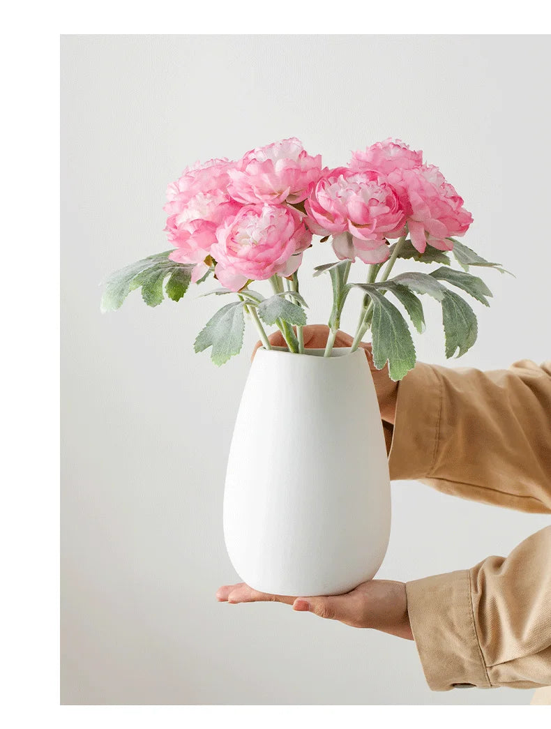 Elegant White Ceramic Vase - Modern Home Decor for Flower Arrangements