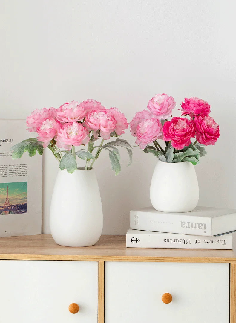 Elegant White Ceramic Vase - Modern Home Decor for Flower Arrangements